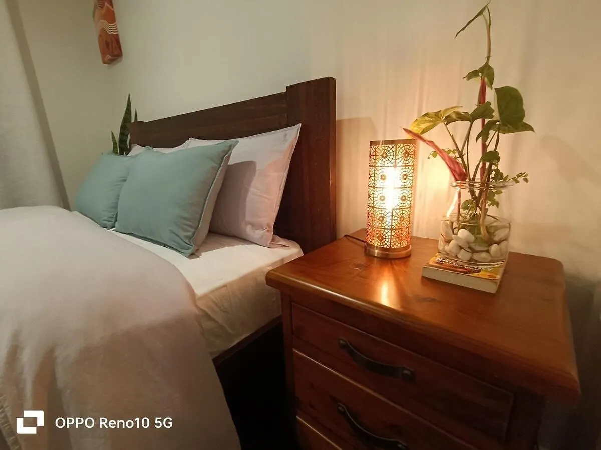 Deluxe Queen Room Holmview Australia